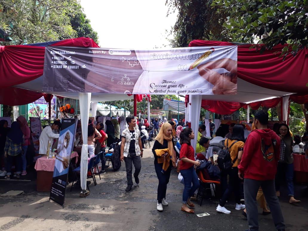 Millenial Entrepreneur Day STIE Dewantara