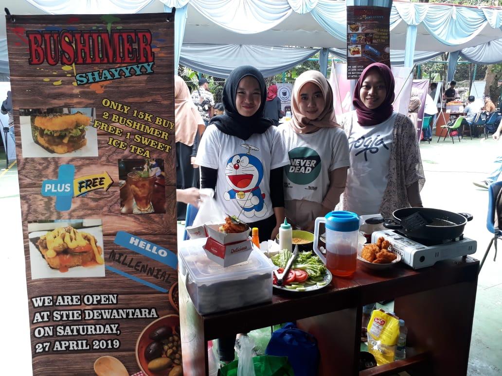 Millenial Entrepreneur Day STIE Dewantara